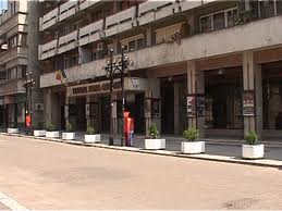 A fi sau a nu fi... impatimit de teatru A fi sau a nu fi... impatimit de teatru