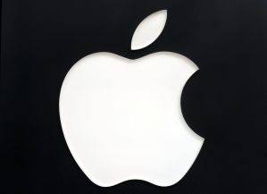 Alam, Adam, marul, cireasa si Apple
