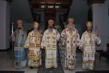 Mitropolia Moldovei şi Bucovinei, sfântă fabrică de făcut bani