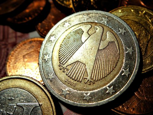Oameni de afaceri germani doneaza 5% statului.