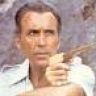 Imagini Pistolul de aur