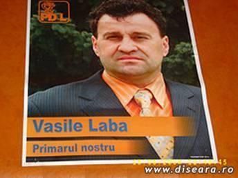 "Primarul nostru"... cam subtire... Ajutati-l pe candidatul acesta la Primaria din Bistrita Bargaului cu un slogan adecvat !