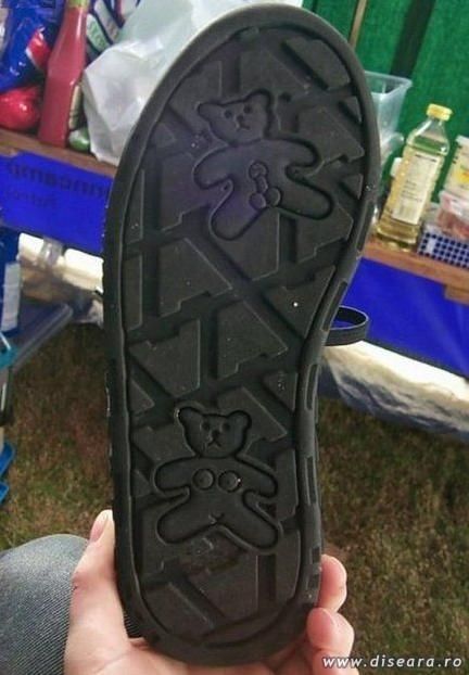 Did you ever checked the sole of the slippers or of the sandals ?