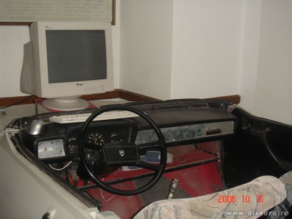 Dacia NASCAR Racing Wheel 1300 LUX; Rata: 27,98 RON; 48 rate,avans 0