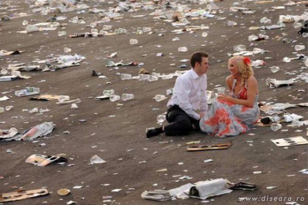 The ideal landscape for a love decalaration...