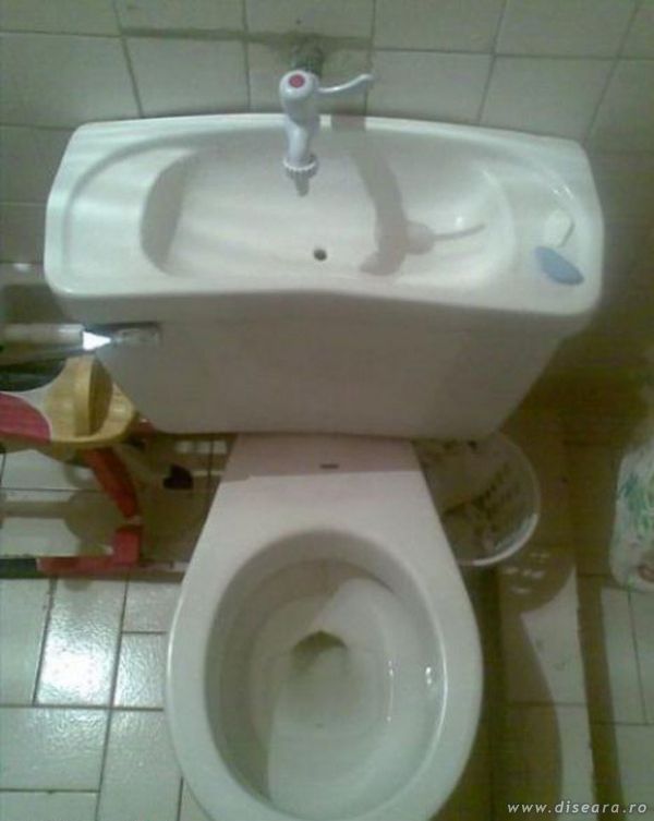 2 in 1: WC si chiuveta...