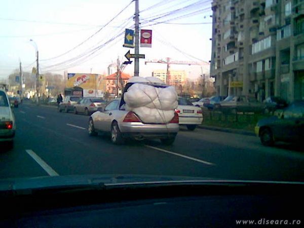 Daca incap 4 saci cu varza, masina e buna...