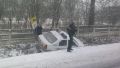 The first case of policemen arriving first to the accident