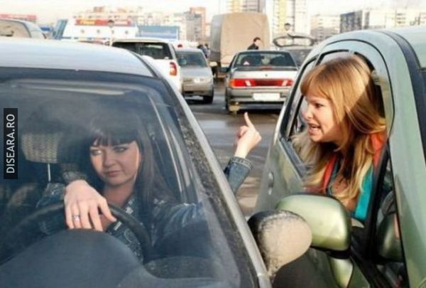 Din ciclul... femei in trafic