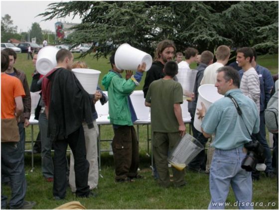 Job party - a single glass of drink is allowed