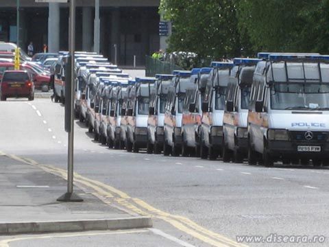 Police is coming !!! And coming !!!