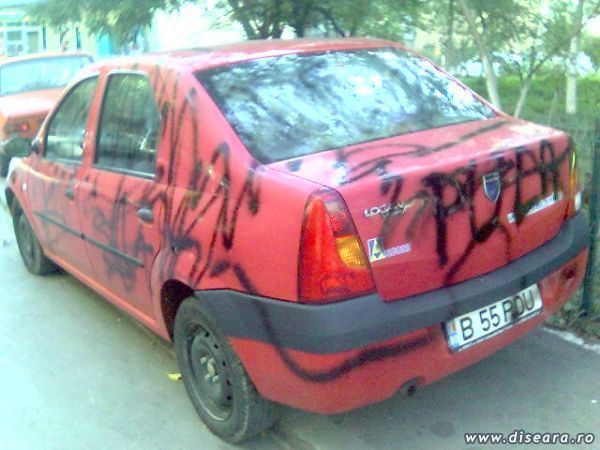 Graffiti pe mijloacele de transport...