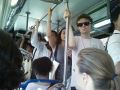 La serviciu cu autobuzul